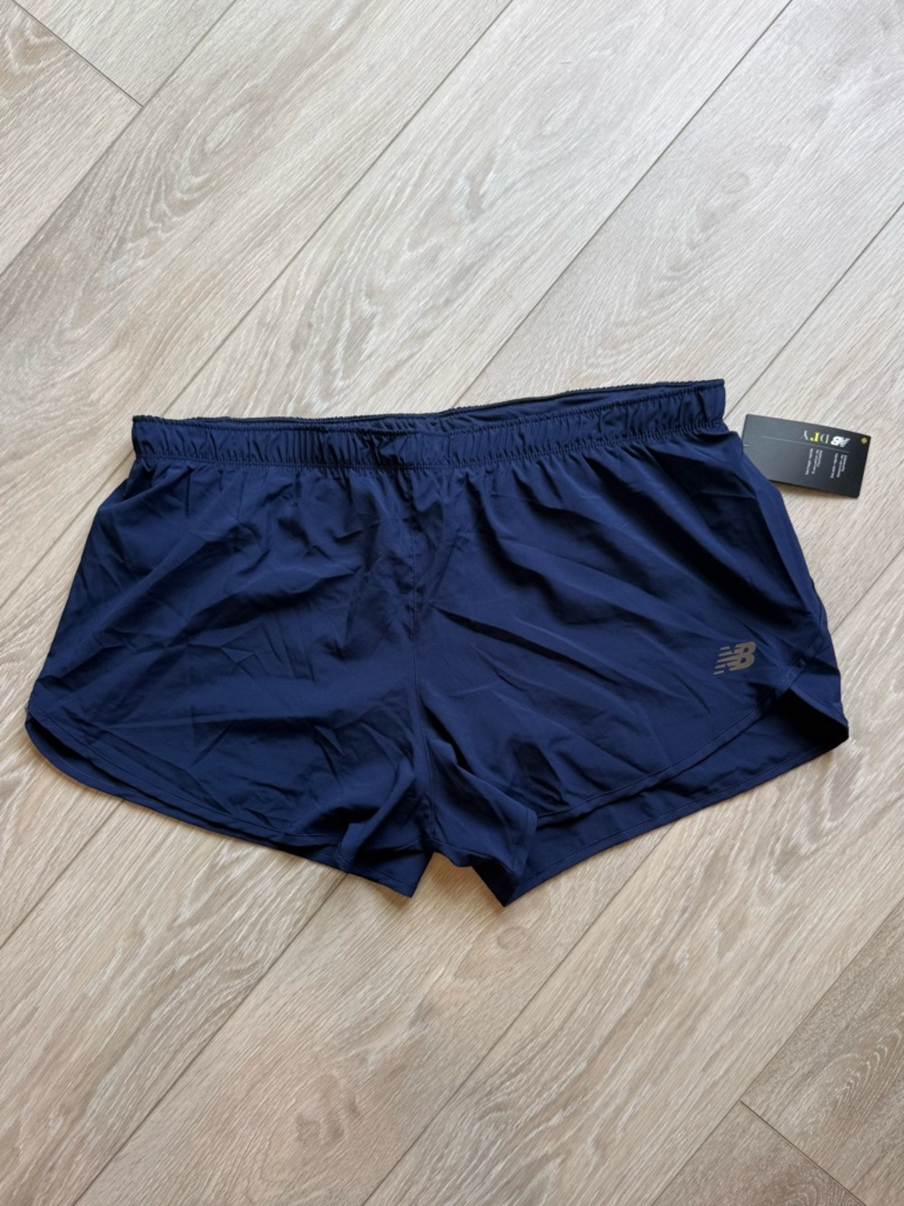New Balance Women’s Size XL Core Woven Shorts 3inch Inseam Built-In Brief. Navy